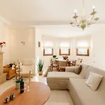 Sunstone Serenity Villa *