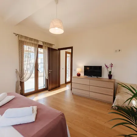 Sunstone Serenity Вилла Corfu (city)