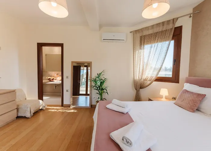 Sunstone Serenity Villa *